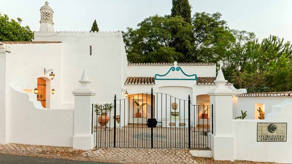 Almancil - Centro Cultural S Lourenço