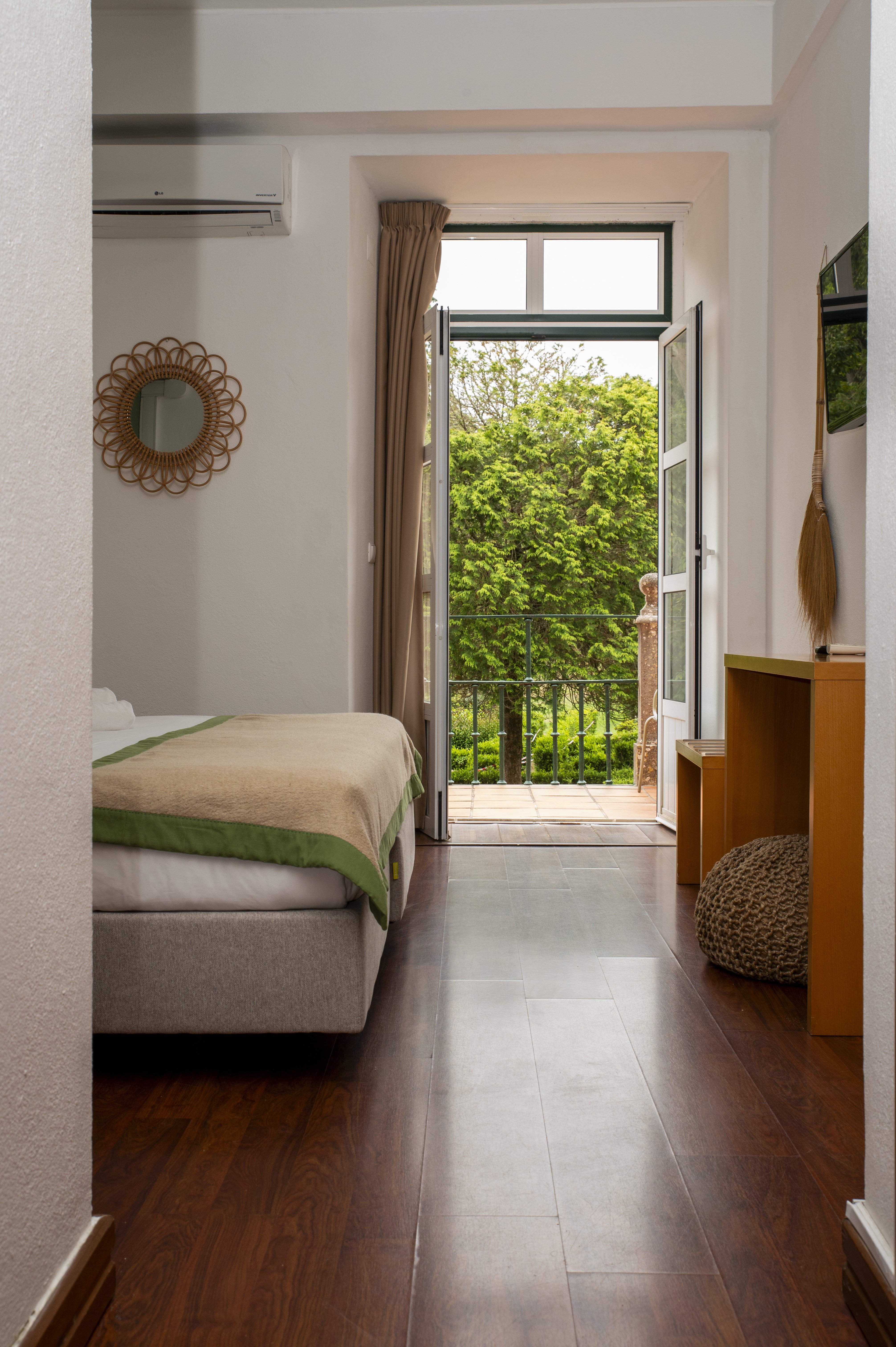 Wot Soul - Wot Sarrazola Quartos Double Twin Superior With Balcony - 6566