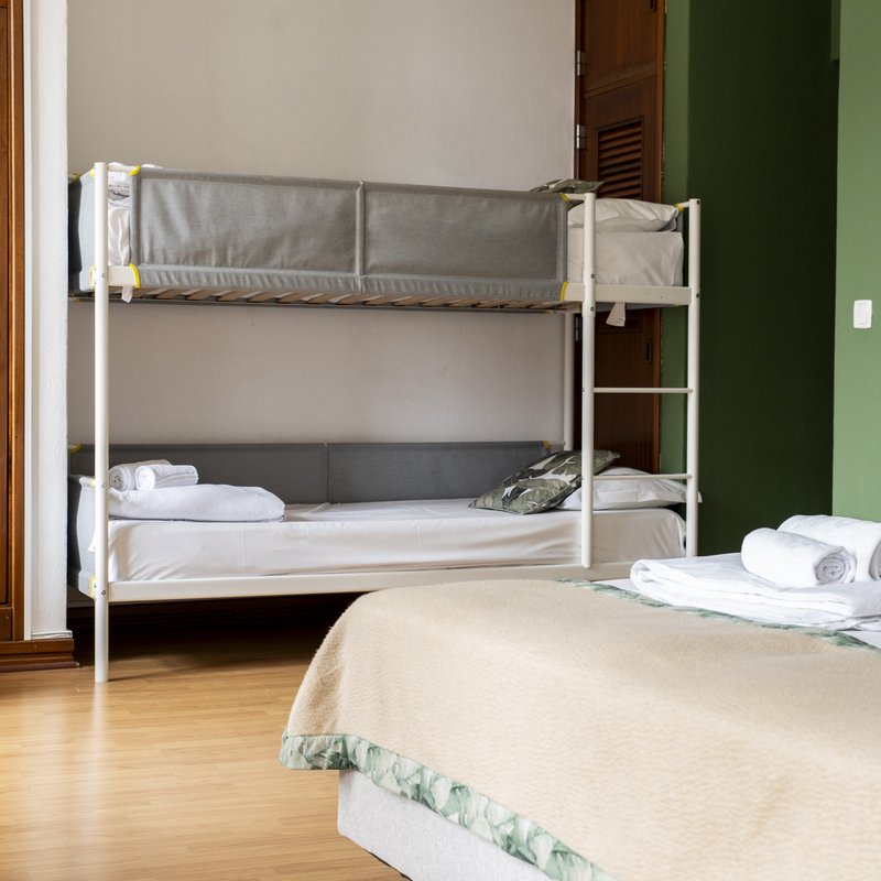 Wot Soul - Wot Sarrazola Quartos Family Room - 6479